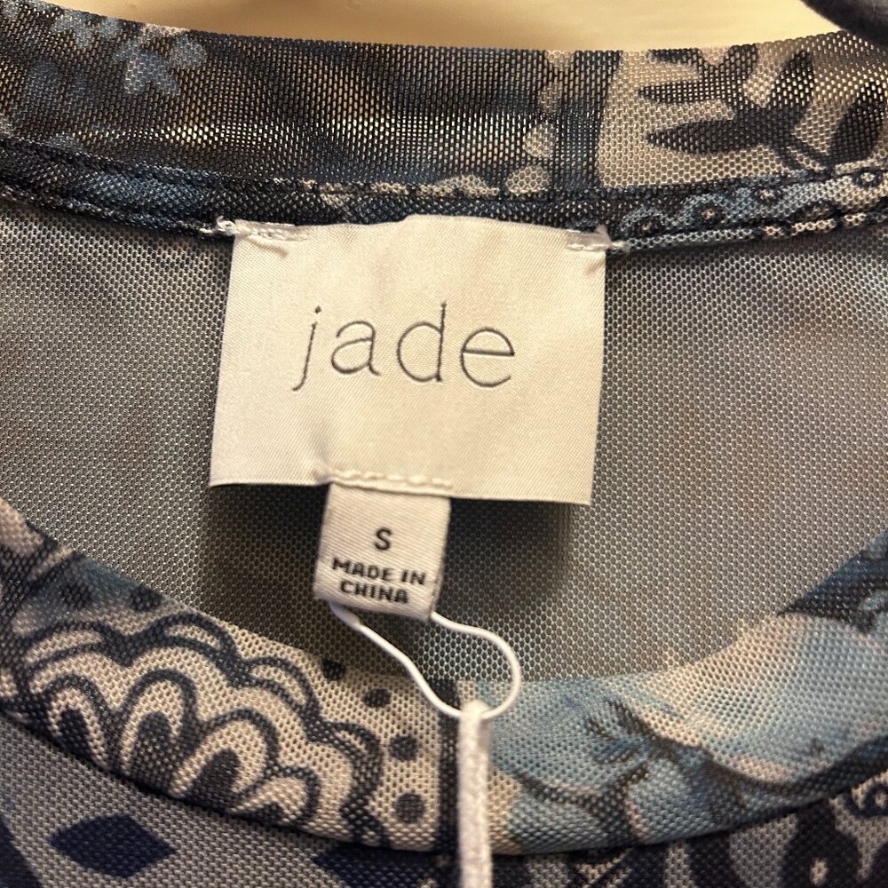 Top - Picture 4 of 5